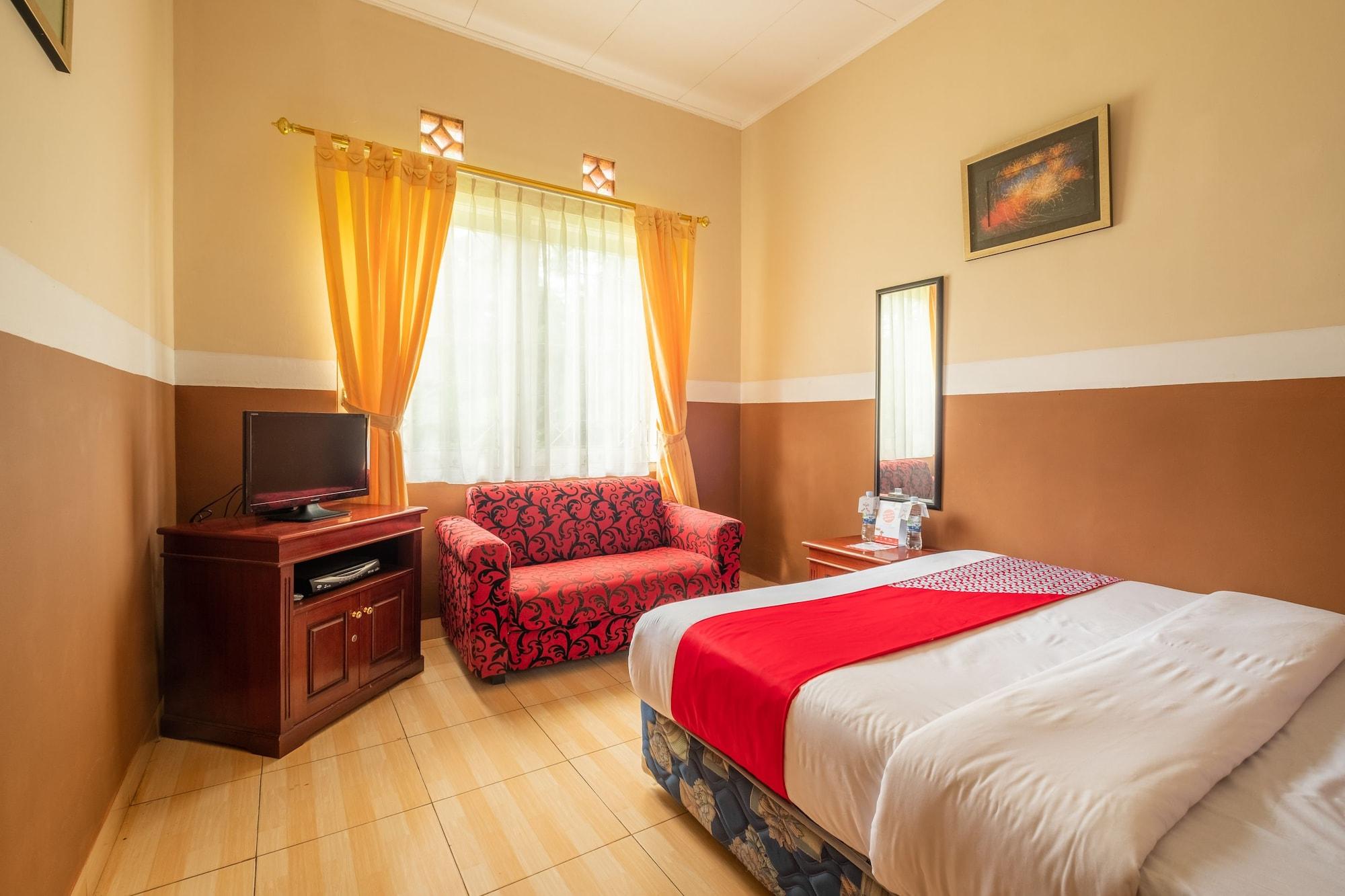 Reddoorz Plus At Grand Yustik Sukabumi Εξωτερικό φωτογραφία