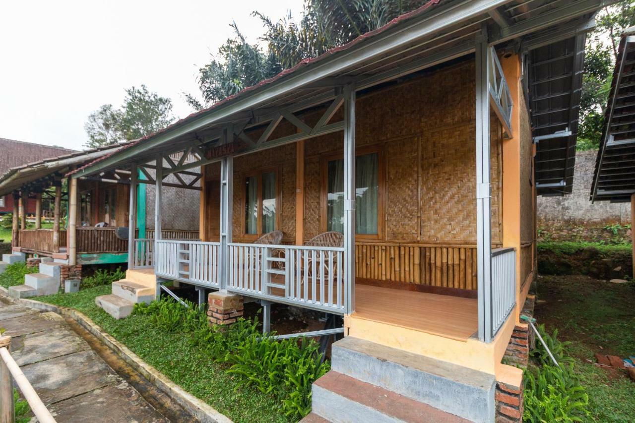Reddoorz Plus At Grand Yustik Sukabumi Εξωτερικό φωτογραφία